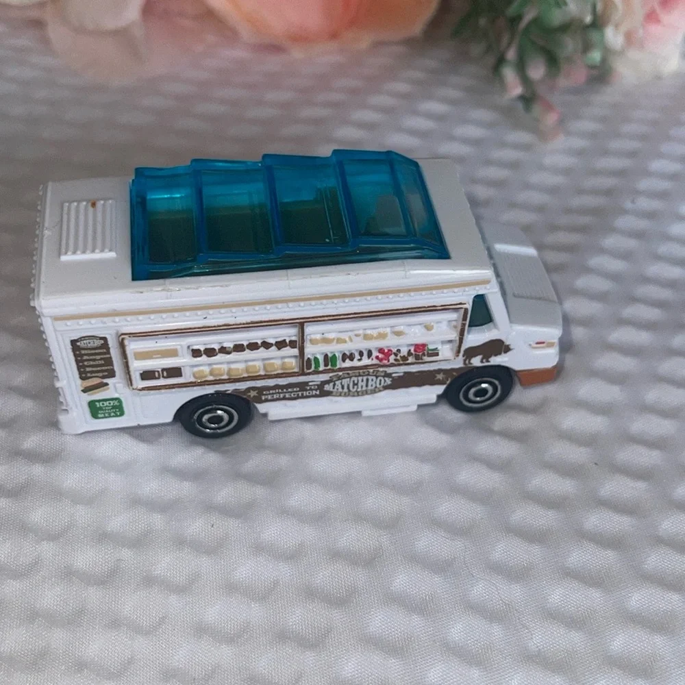 Mobile Food Truck / Street Vendor Collectible